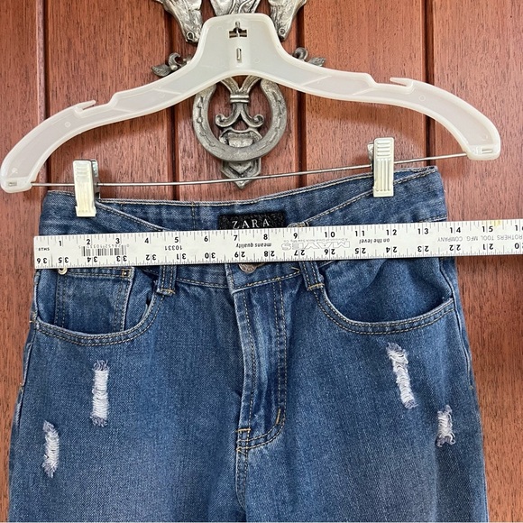 Zara Distressed Straight Leg Jeans - Picture 6 of 8